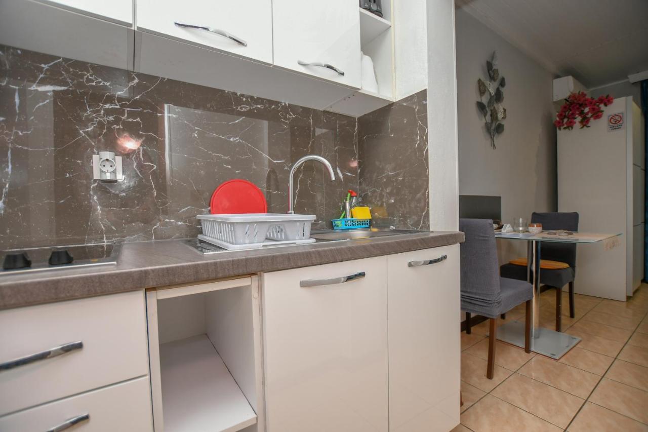 Apartment Camelia Poreč Extérieur photo