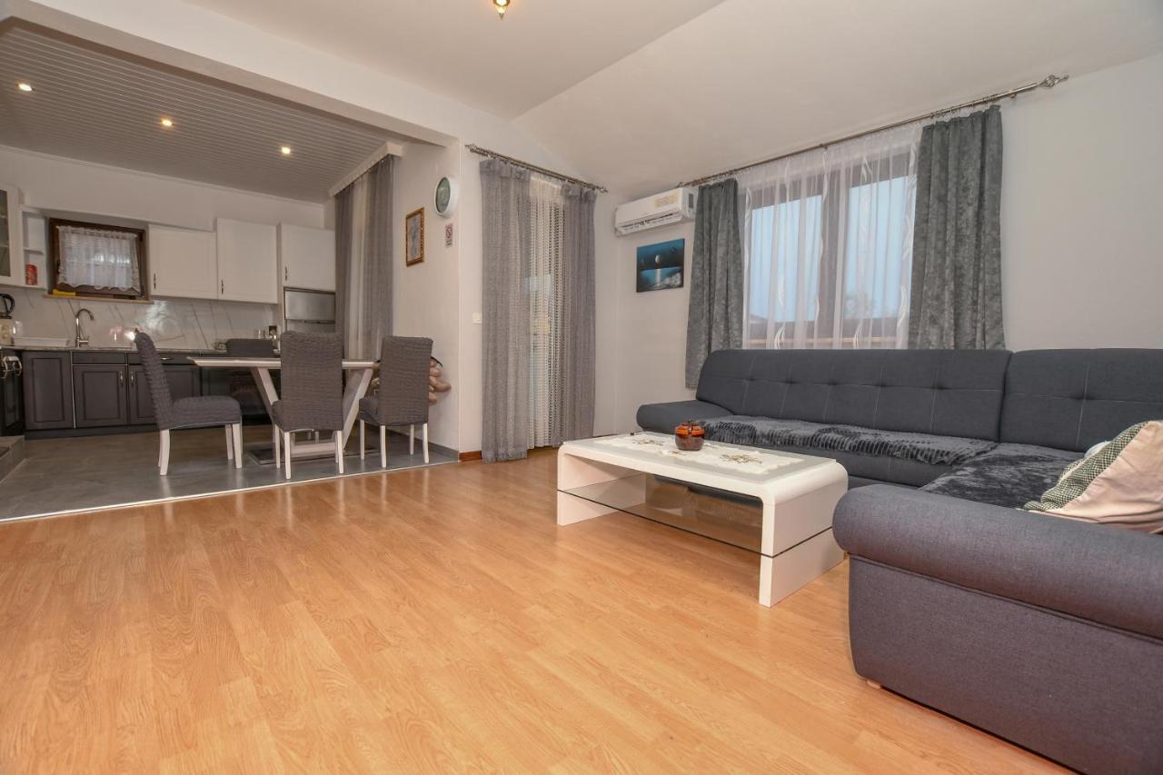 Apartment Camelia Poreč Extérieur photo